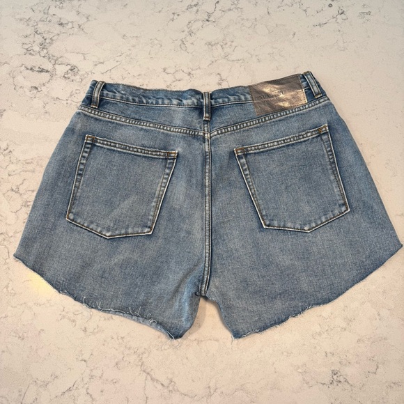 NWT- One Teaspoon Women’s Truckers Mid Waist Relaxed Denim Shorts- Denim Blue 34 - Picture 2 of 15